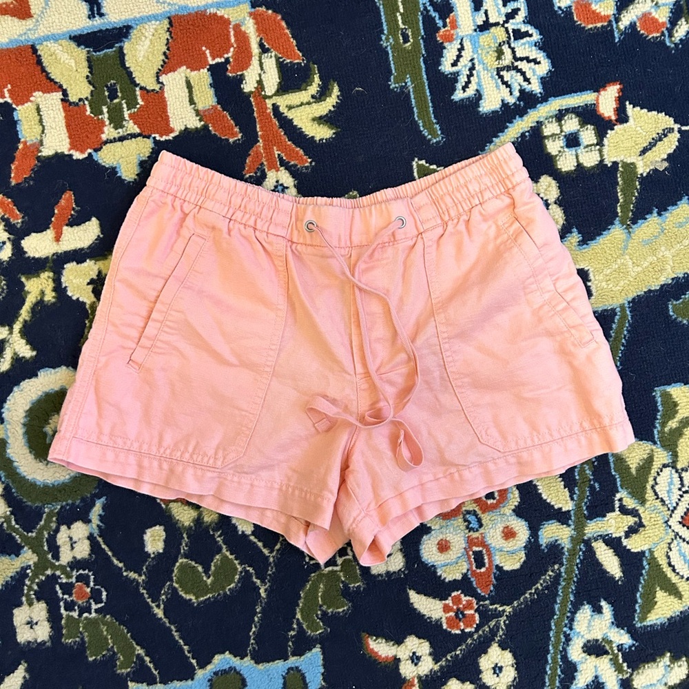 GAP Light Pink Women's Cargo Shorts Size Small